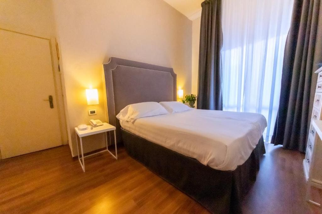 Deluxe Triple Room room - Image 1