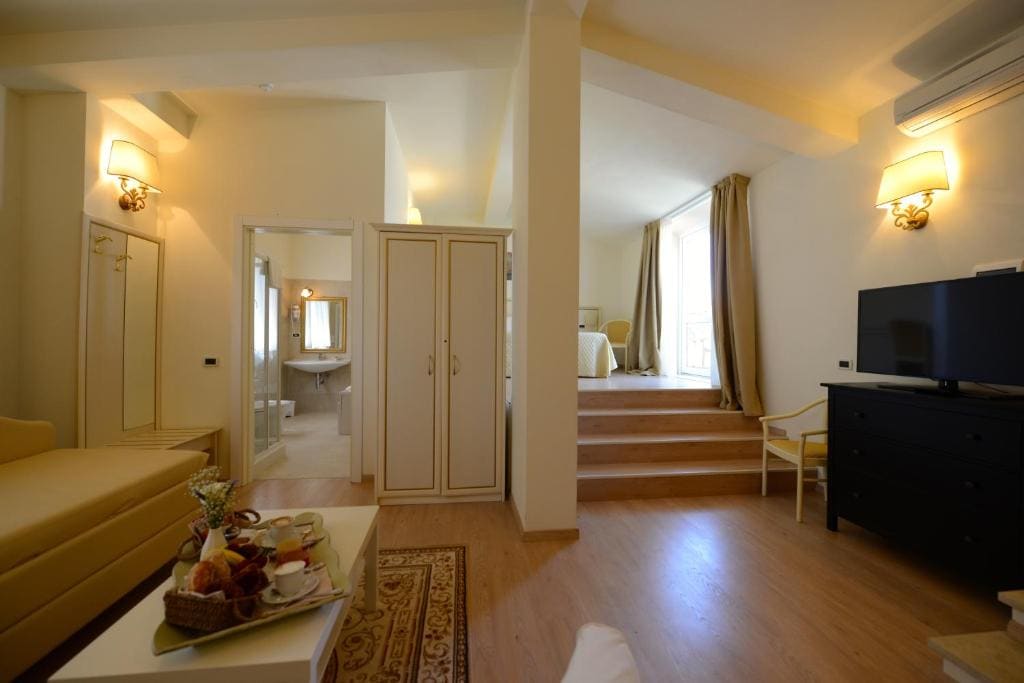 Prestige Suite room - Image 1