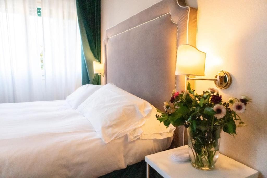 Superior Double Room room - Image 3