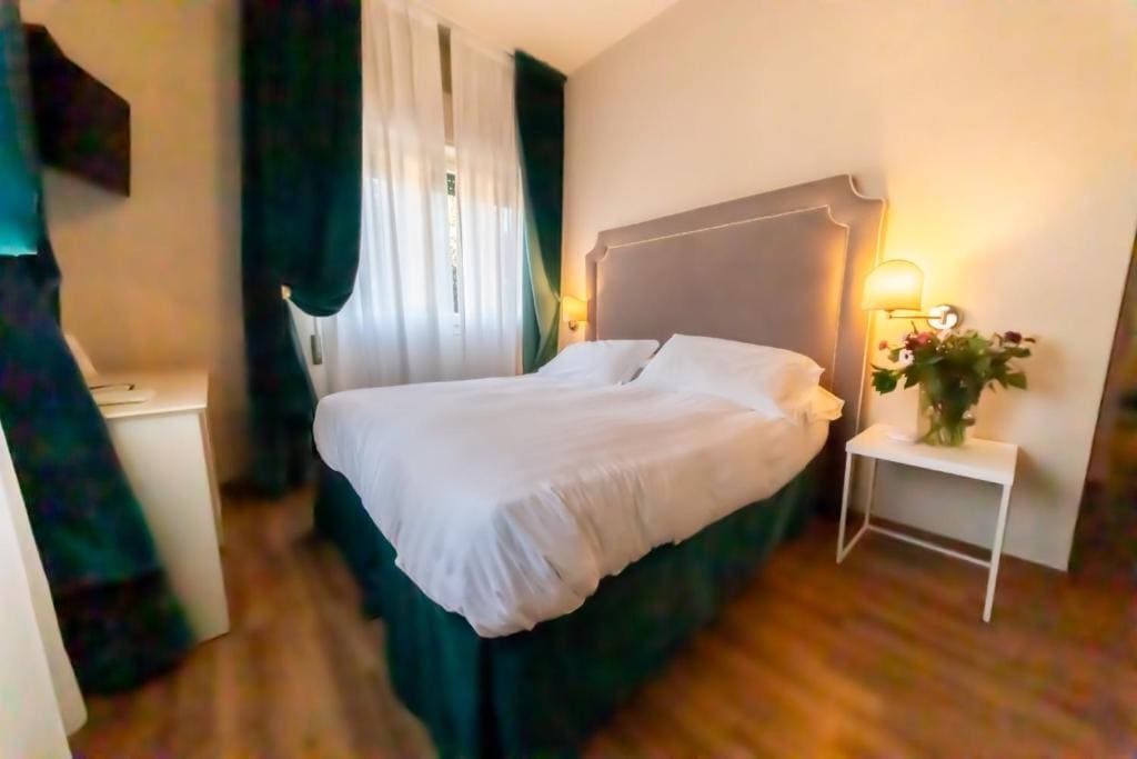 Superior Double Room room - Image 1