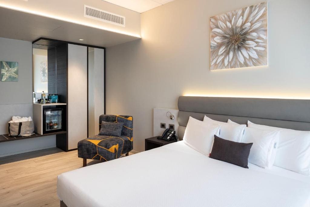 Classic Double or Twin Room room - Image 3