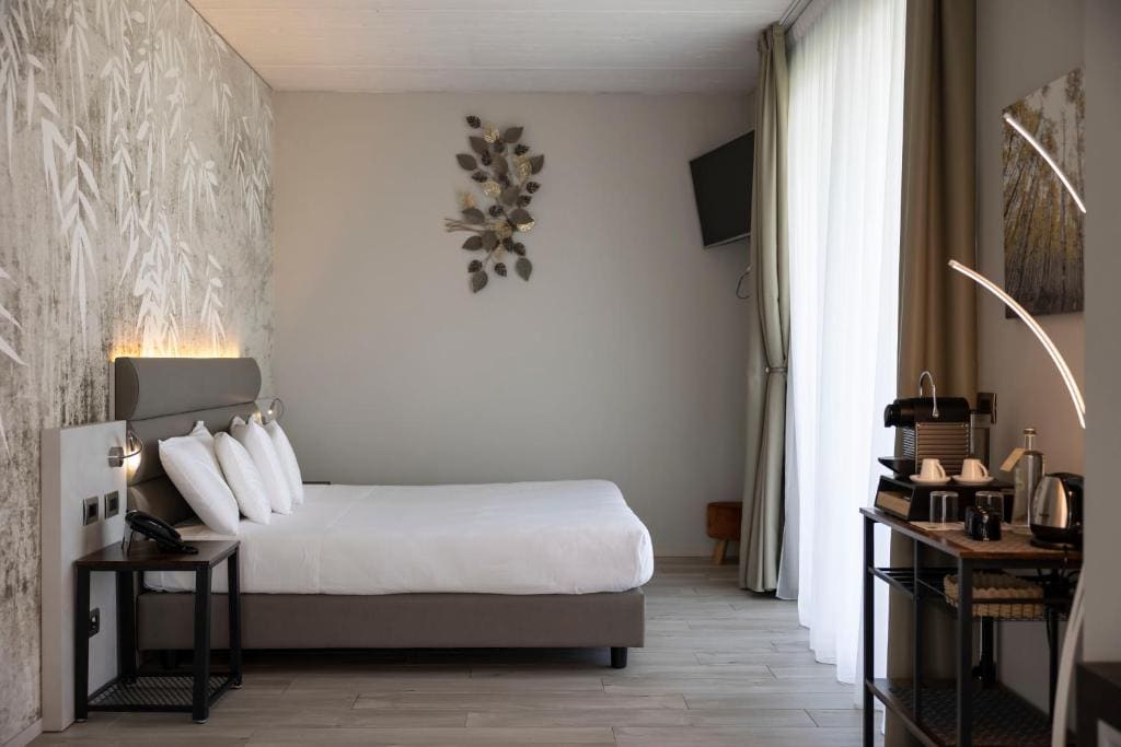 Suite room - Image 3