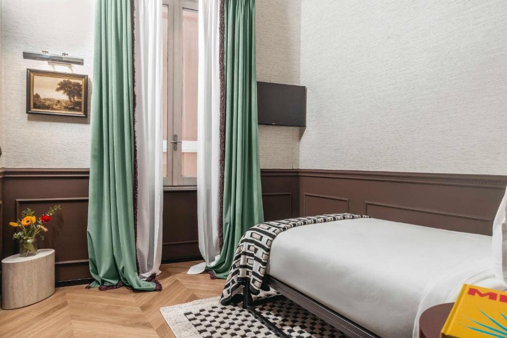 Deluxe Single Room room - Image 1