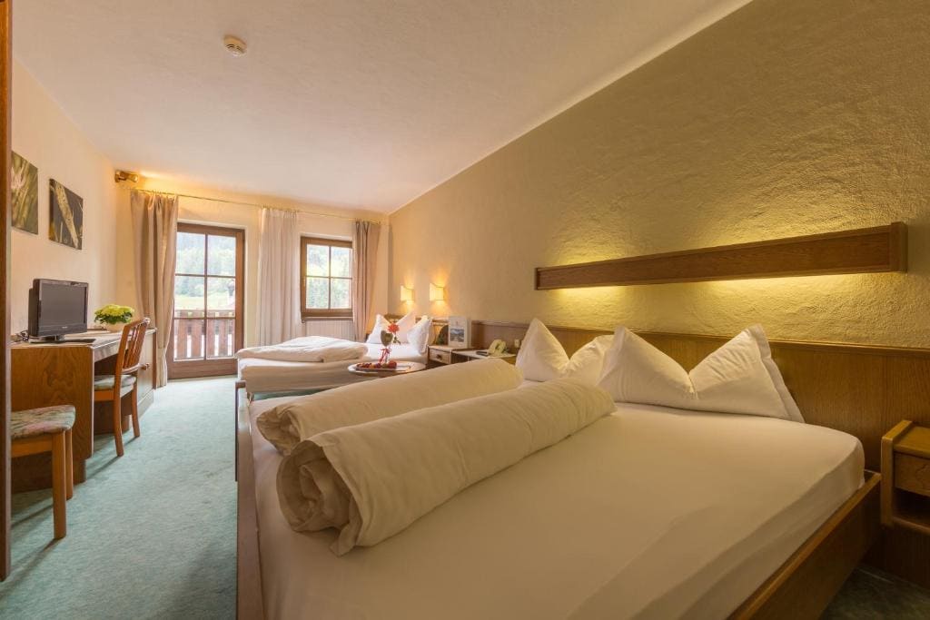 Quadruple Room room - Image 2