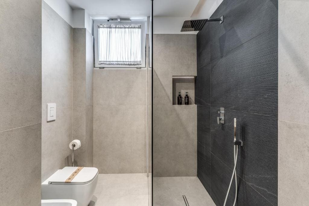 Deluxe Room room - Image 1