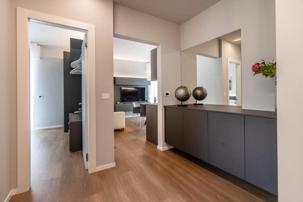 Two-Bedroom Apartment - Dependence room - Image 2