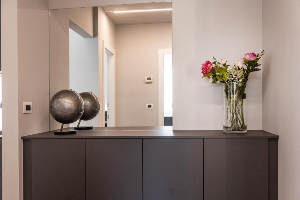 Two-Bedroom Apartment - Dependence room - Image 3