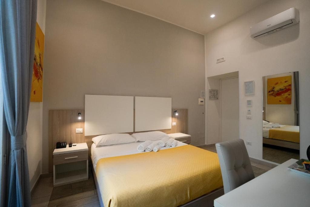 Double Room room - Image 2