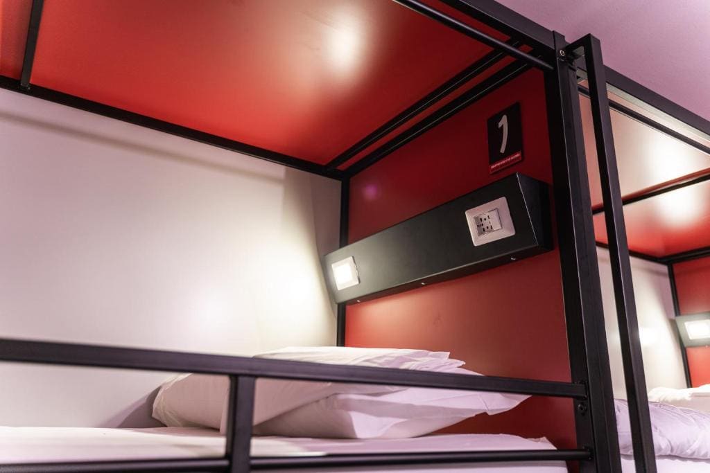6-Bed Mixed Dormitory Room room - Image 1