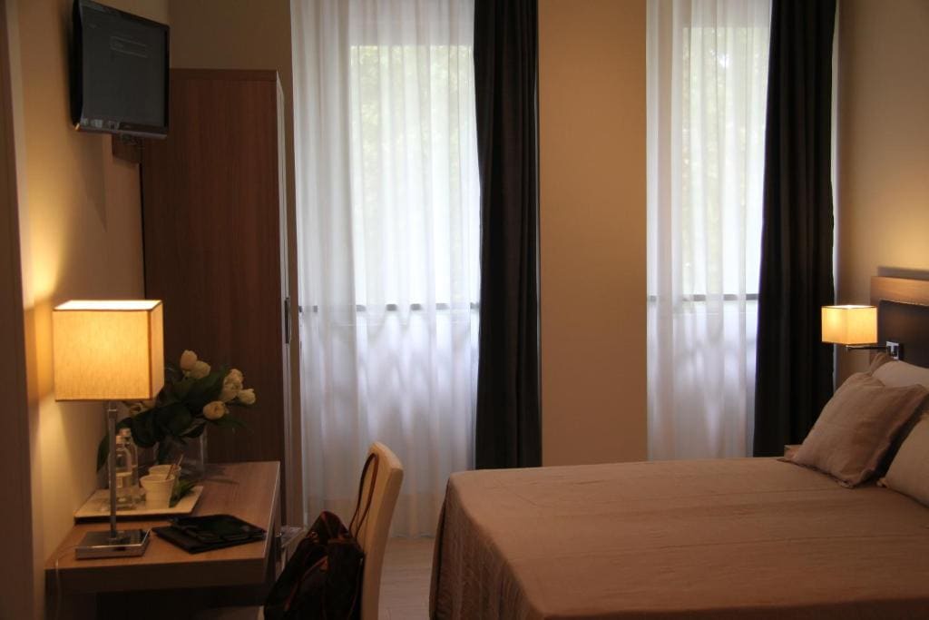 Double or Twin Room room - Image 3