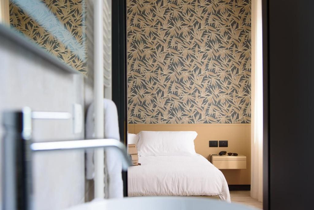 Standard Double or Twin Room room - Image 2