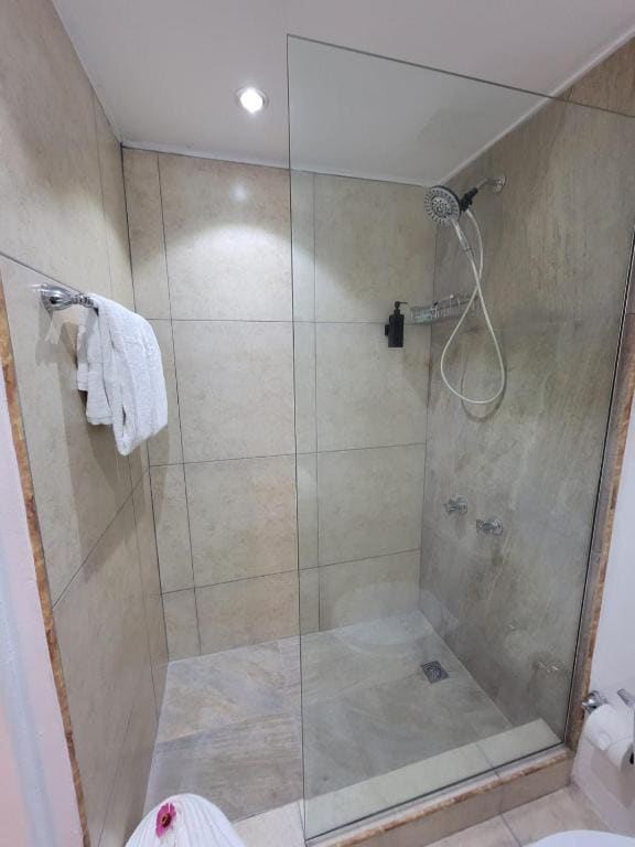 Suite room - Image 3