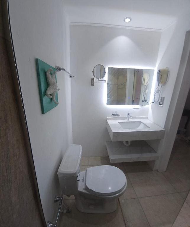 Suite room - Image 1