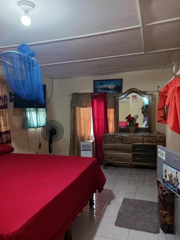 Master Queen Room room - Image 2