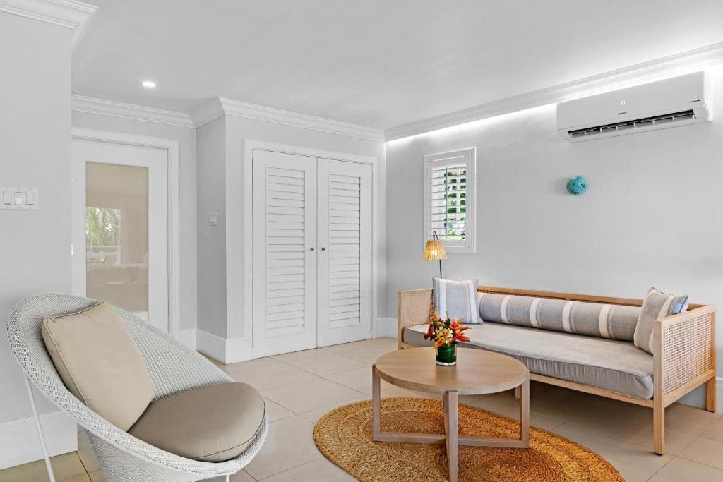Premier Ocean Suite room - Image 1