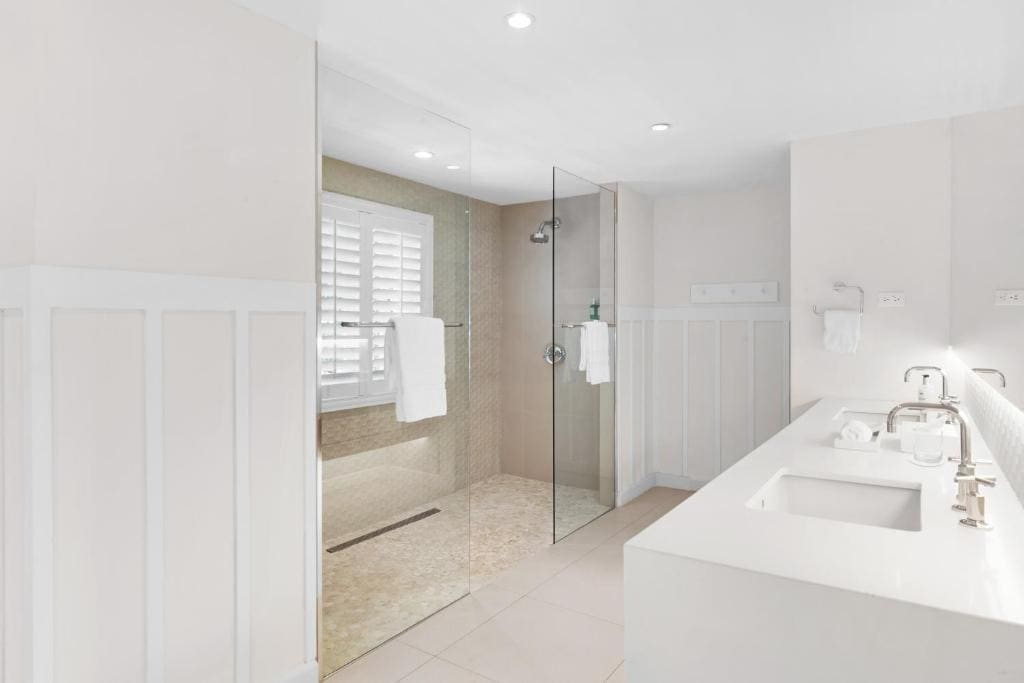 Deluxe Garden Suite room - Image 3