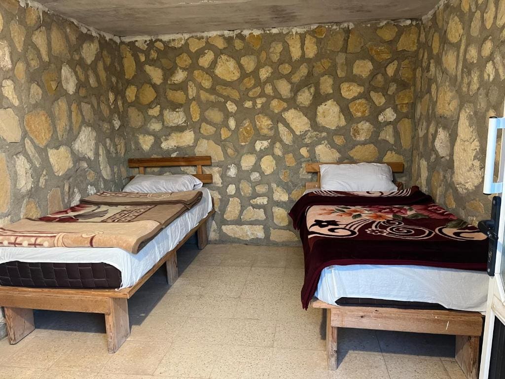 Budget Double Room room - Image 2
