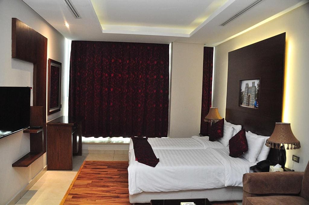 Executive Double or Twin Room room - Image 3