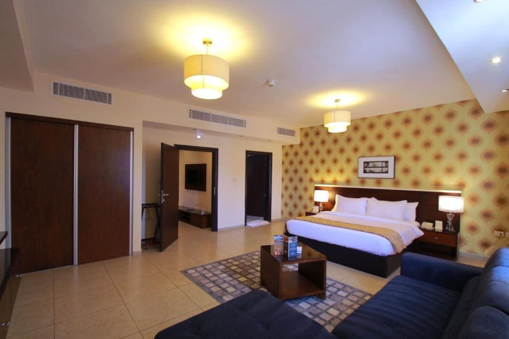 Executive Double or Twin Suite room - Image 2