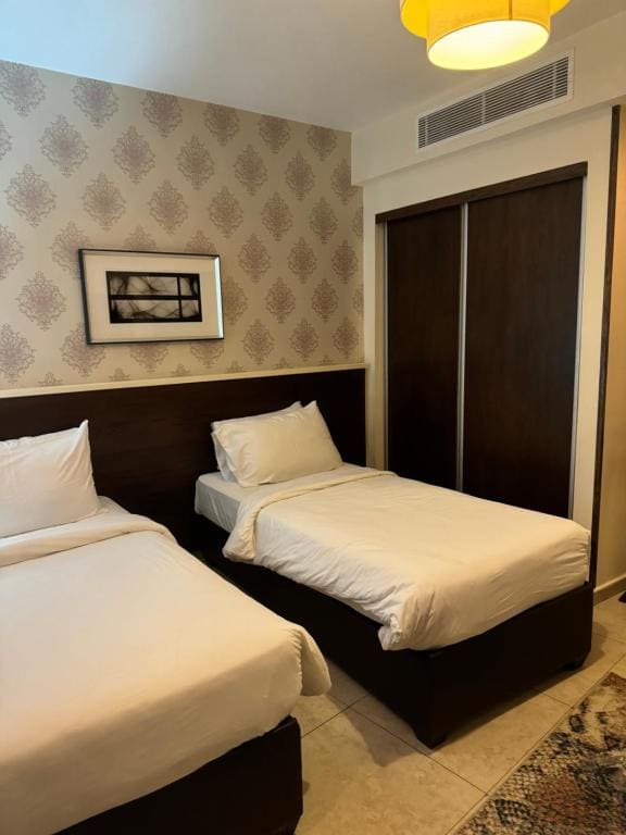 Standard Twin Suite room - Image 2