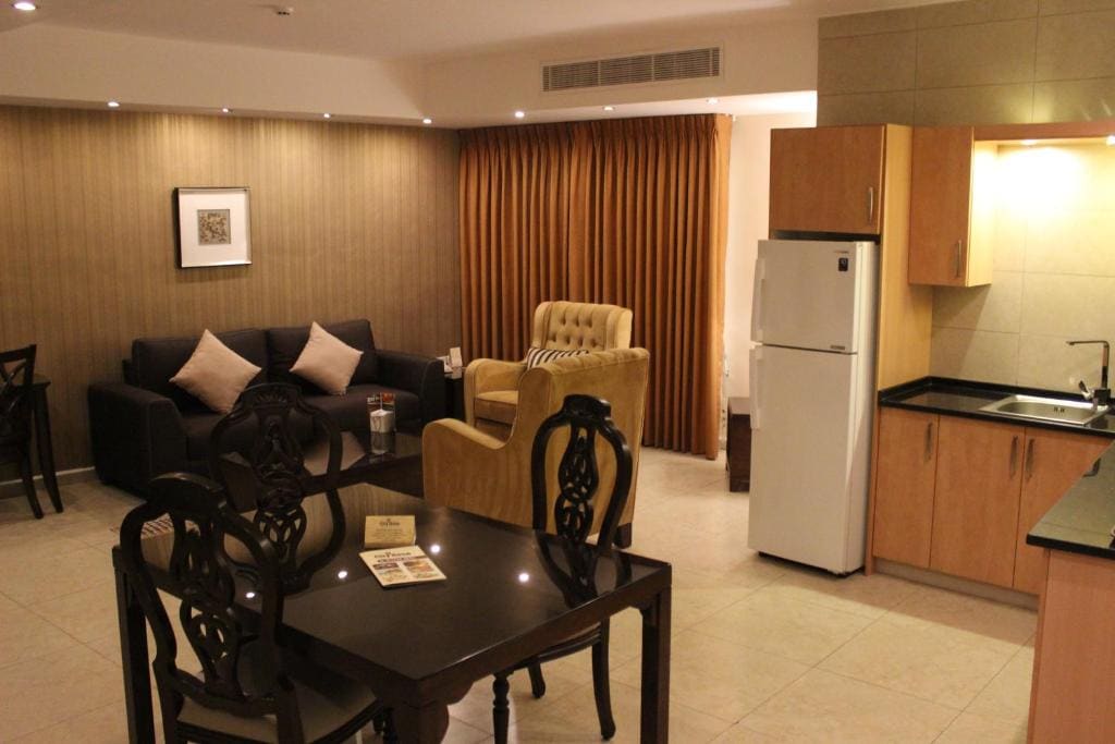 City Rose Suite (1 Adult) room - Image 1