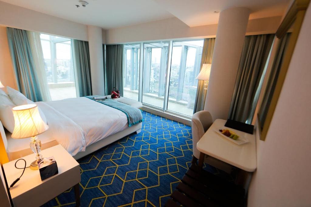 Studio King or Twin room - Image 2