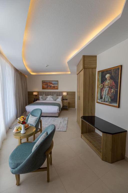 King Room with Mountain View room - Image 3