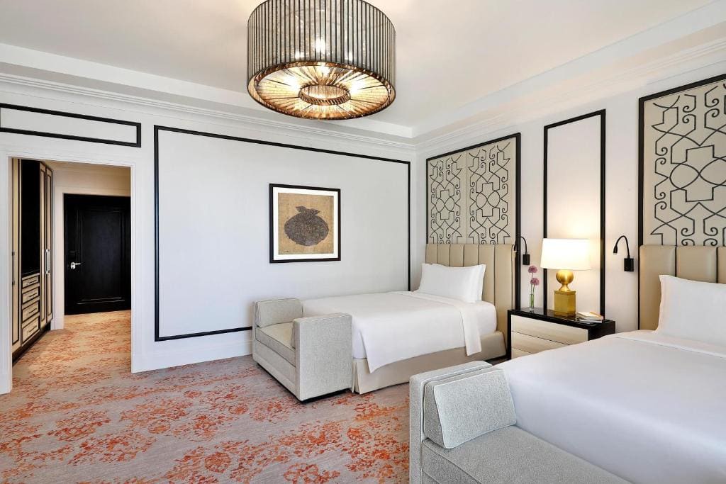 Grand Deluxe, Guest room, 2 Double, City view room - Image 1