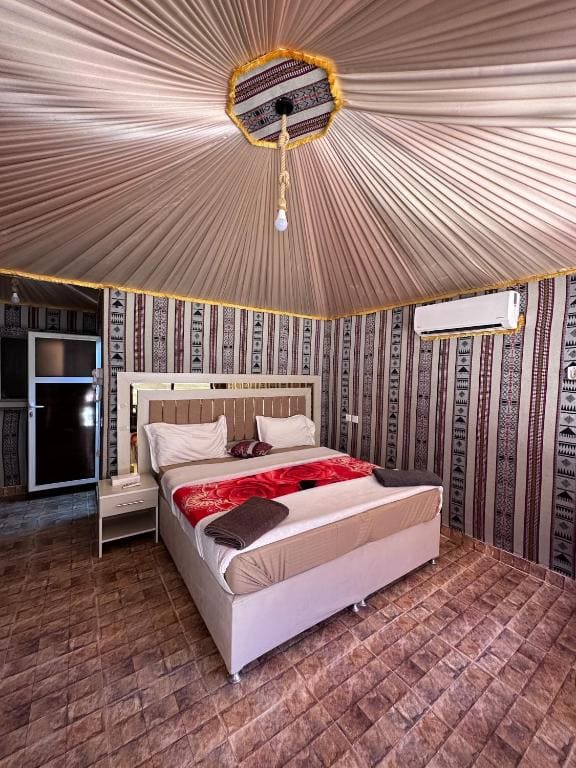 Deluxe Tent room - Image 2