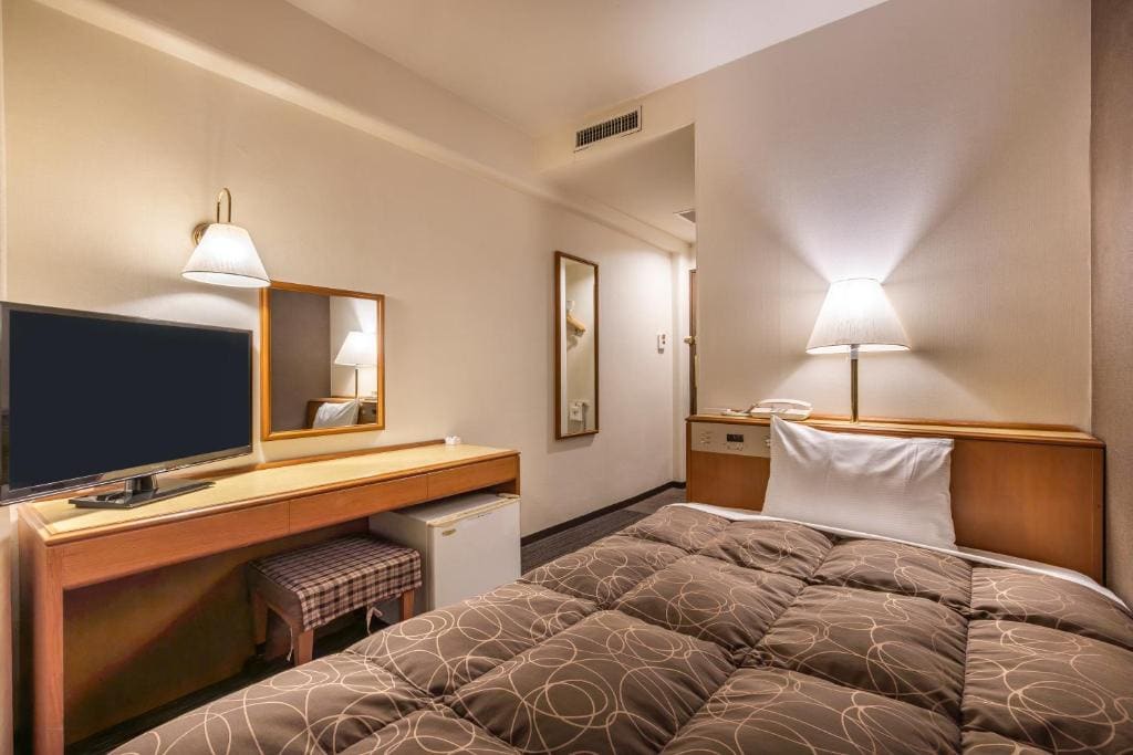 Single Room - Non-Smoking room - Image 1
