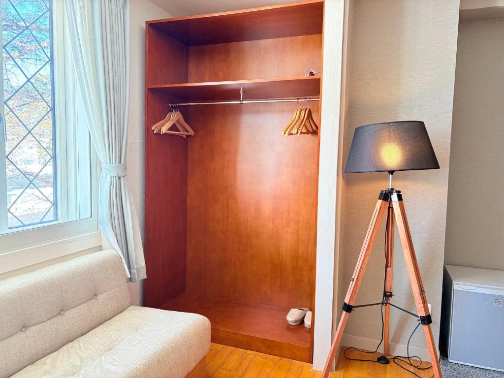 Deluxe Room with Private Bathroom room - Image 2