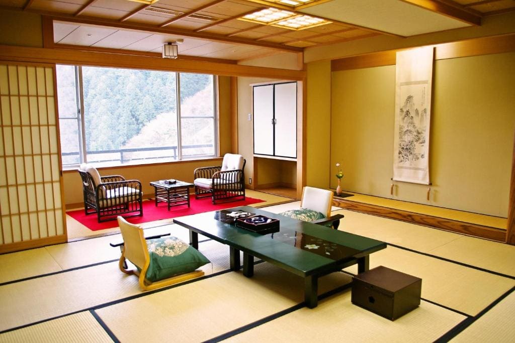 Japanese-Style Deluxe Room room - Image 2