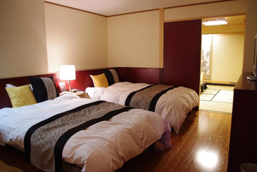 Room with Tatami Area and Open-Air Bath room - Image 1