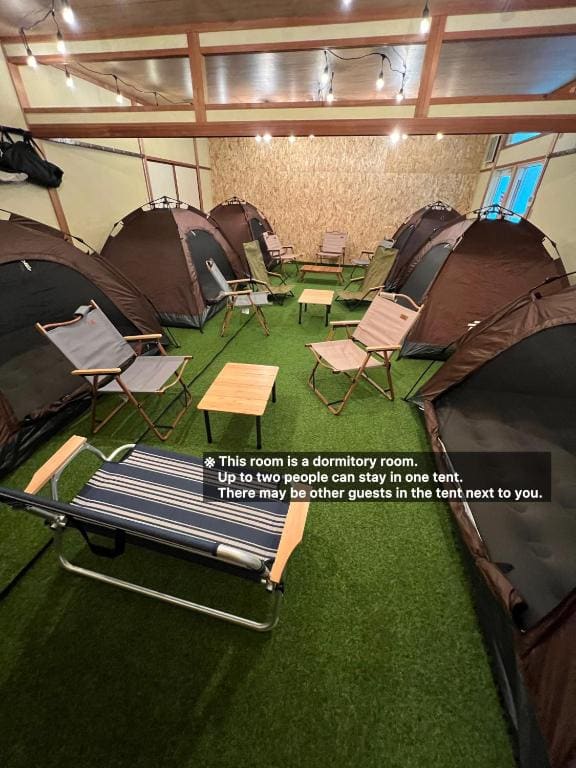 Tent room - Image 2