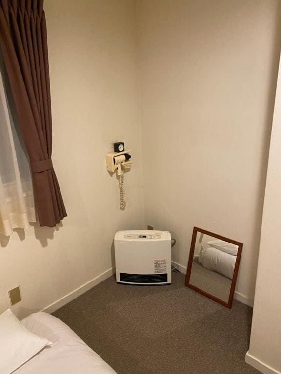 Triple Room with Private Bathroom room - Image 2