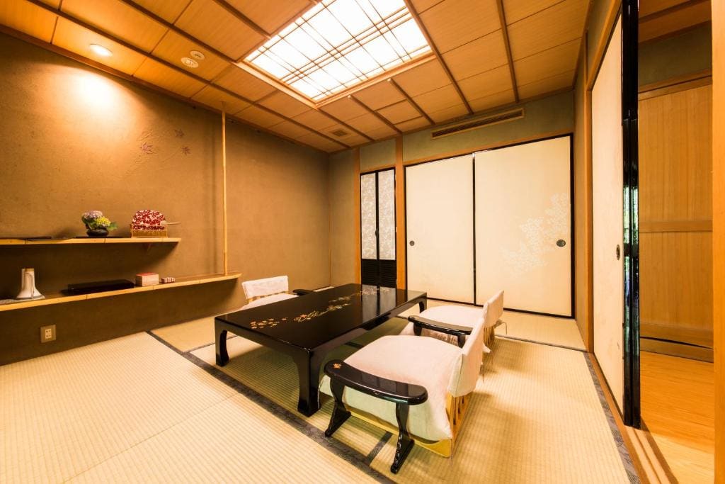 Room with Tatami Area and Open-Air Bath room - Image 2