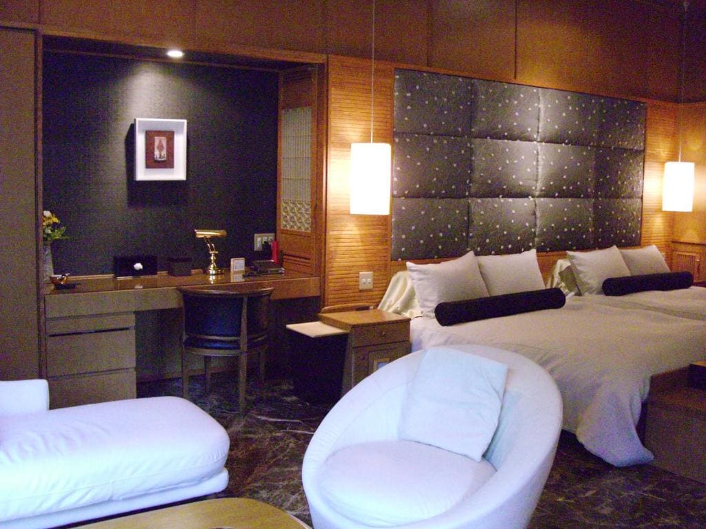 Superior Twin Room with Open-Air Bath room - Image 1