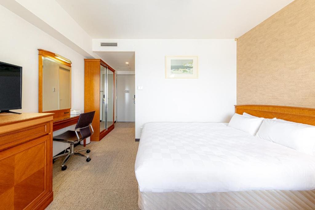 Superior Double Room - Non-Smoking room - Image 3