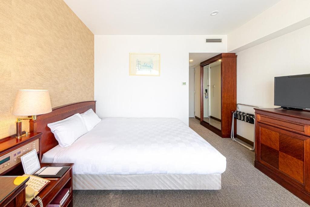 Double Room - Non-Smoking room - Image 3