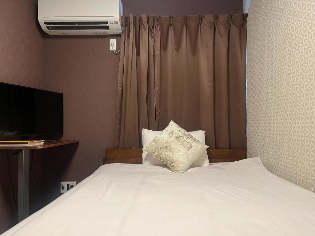 Studio room - Image 1