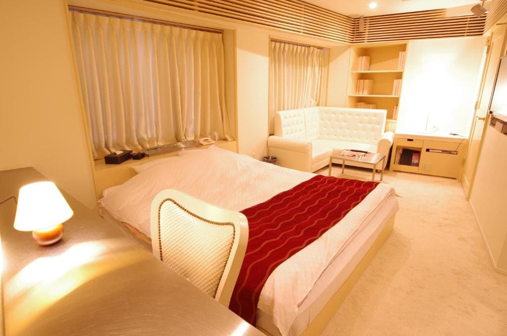 Deluxe Double Room - Non Smoking - 15:00 Check in room - Image 1