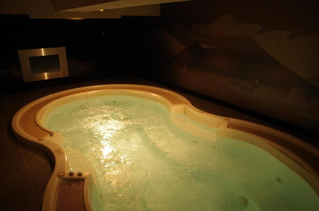 Executive Double Room - Smoking - 15:00 Check in room - Image 2