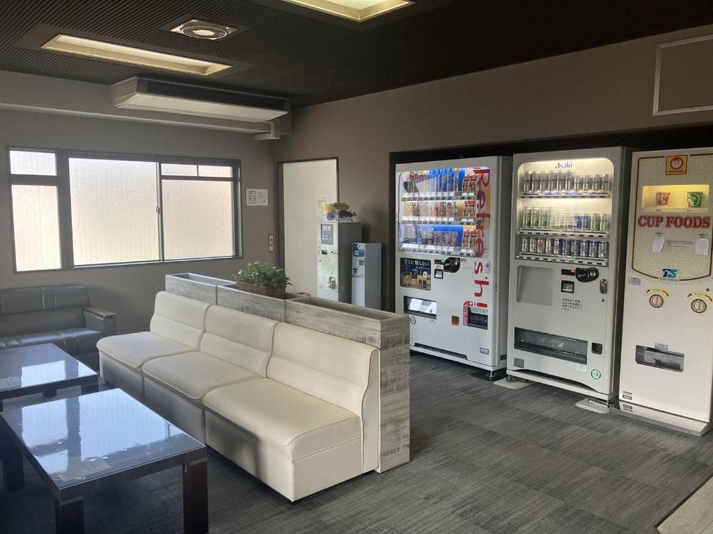 Single Room - Smoking room - Image 3