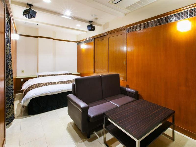 Superior Queen Room room - Image 2