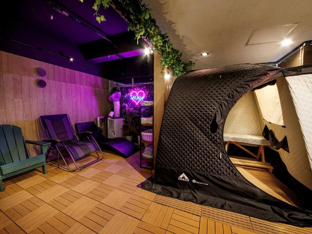 Single Bed in Female Dormitory Room room - Image 1