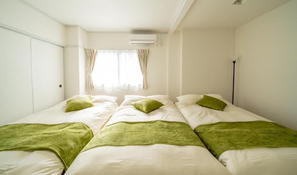 Deluxe Family Suite room - Image 2
