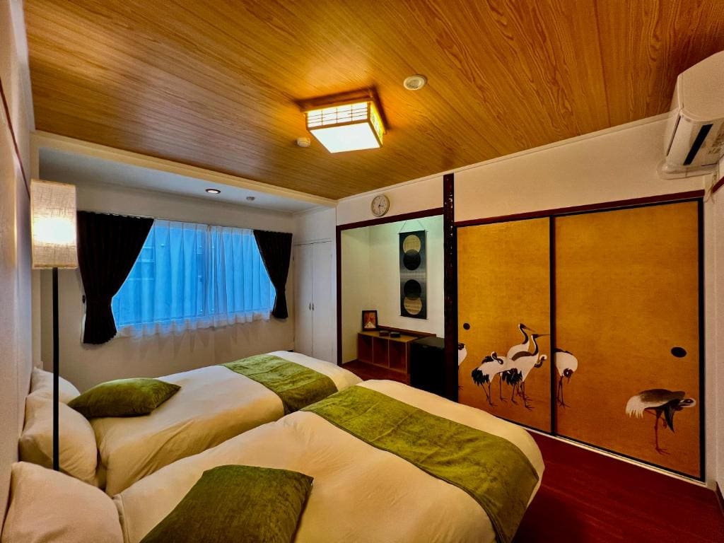 Twin Room with Private Bathroom room - Image 1