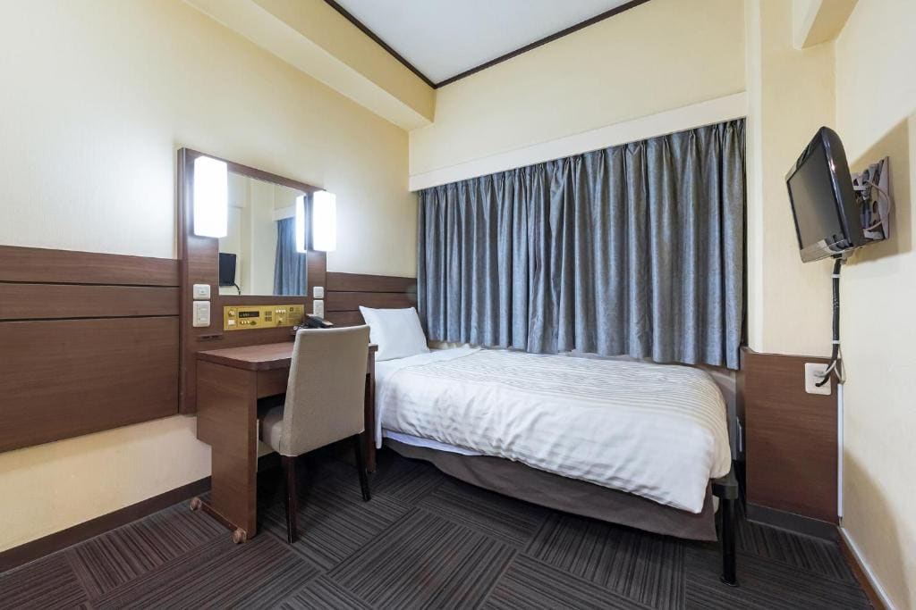 Superior Twin Room room - Image 2