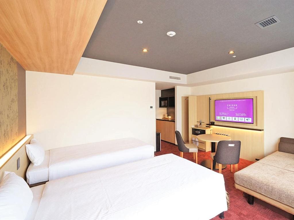 Deluxe Twin Room room - Image 3