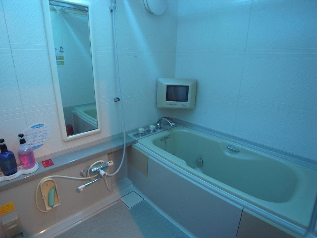 Economy Double Room room - Image 2